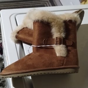 New with tag. Boots